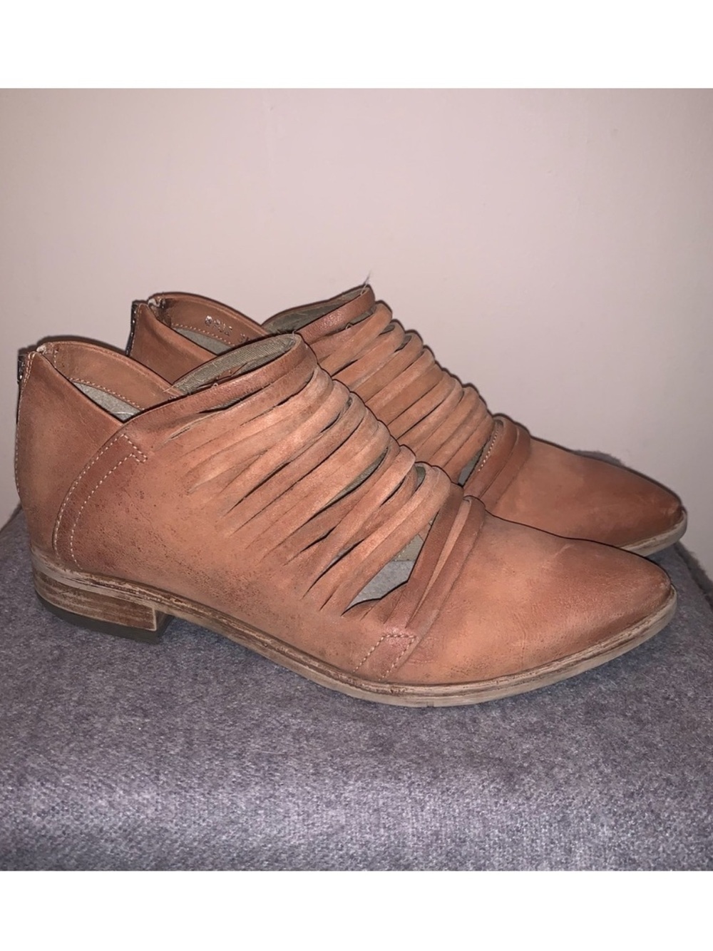 Free People Lost Valley Sliced Leather Booties Tan 38